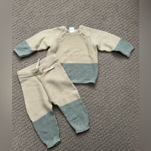 H&M Color Block Two-Tone Sweater Knit Top and Pant Baby Outfit size 6M